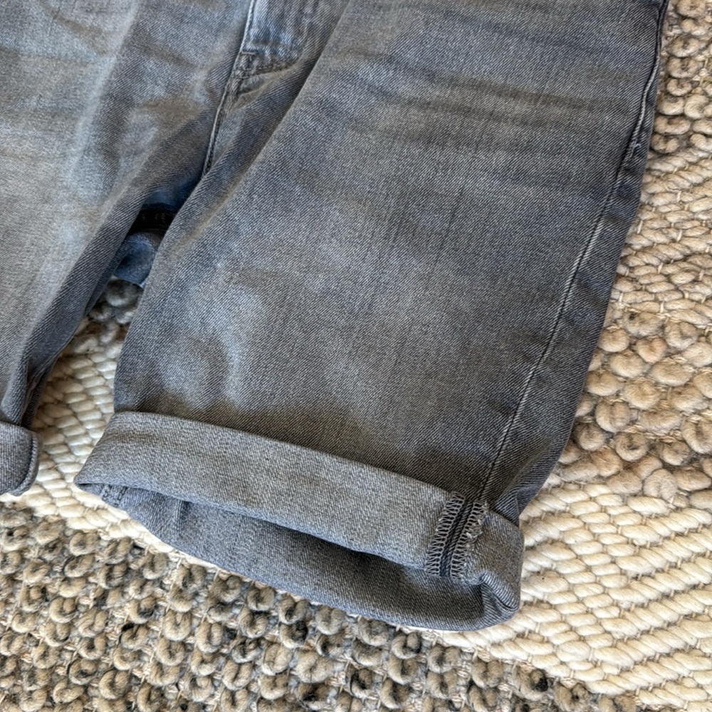 H&M Men's Grey Denim Jean Shorts Waist Size 31 - Picture 2 of 7